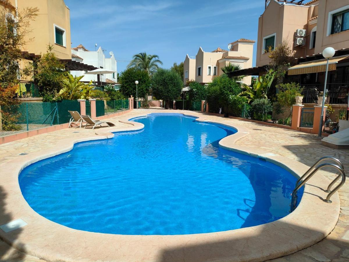 House Laguna Roja With Sun Terrace Torrevieja Exterior foto