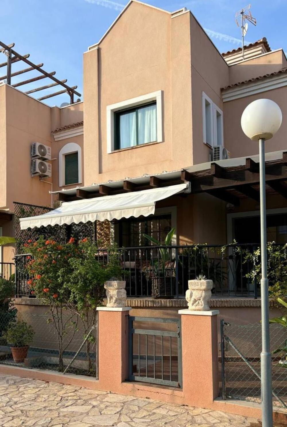 House Laguna Roja With Sun Terrace Torrevieja Exterior foto
