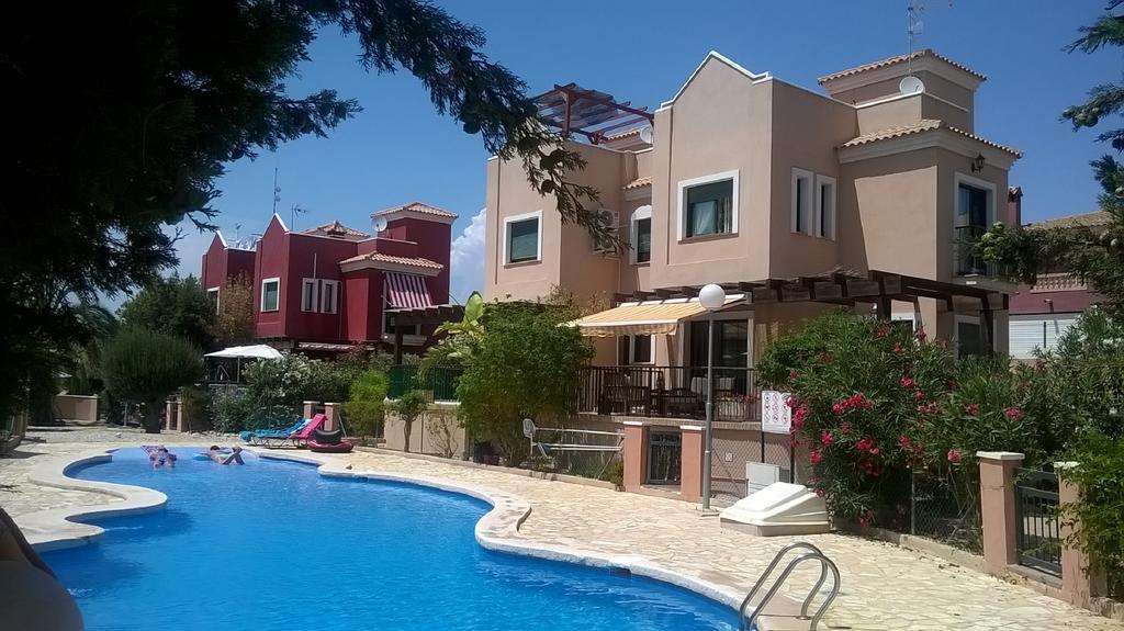 House Laguna Roja With Sun Terrace Torrevieja Exterior foto